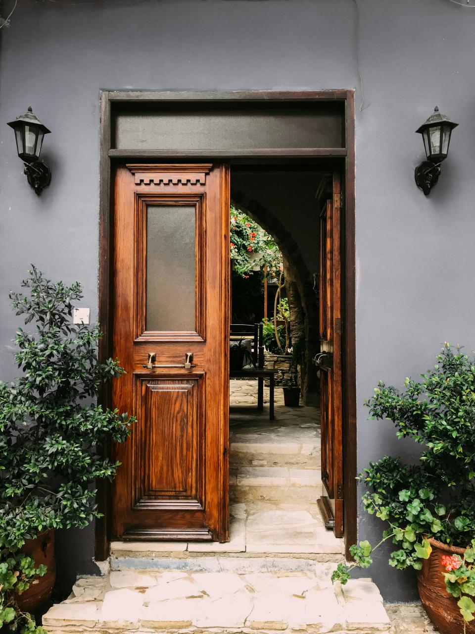 Awesome Door Images · Pexels · Free Stock Photos